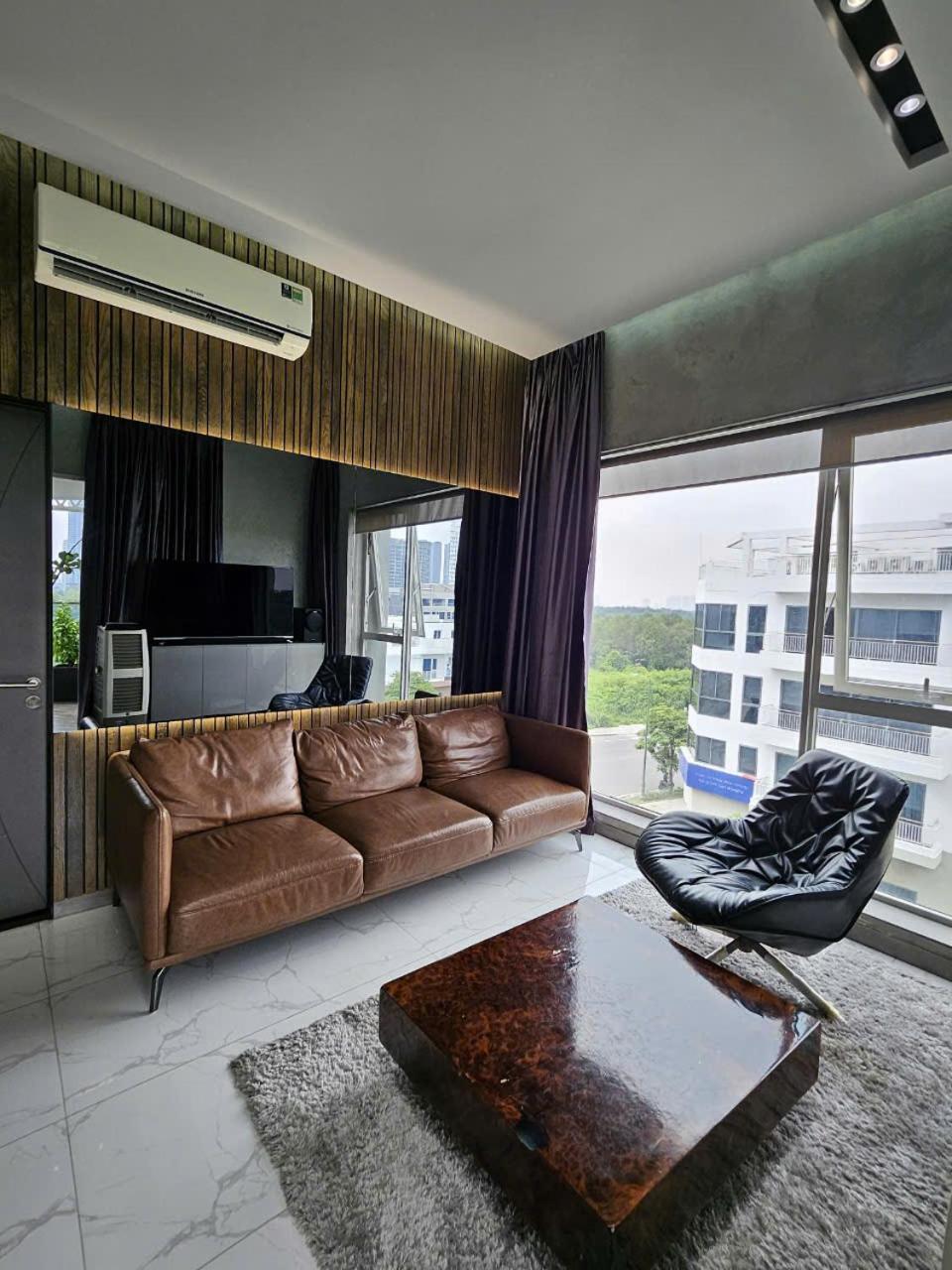 Lakeview 2, Thu Thiem - Rory's Ho Chi Minh City