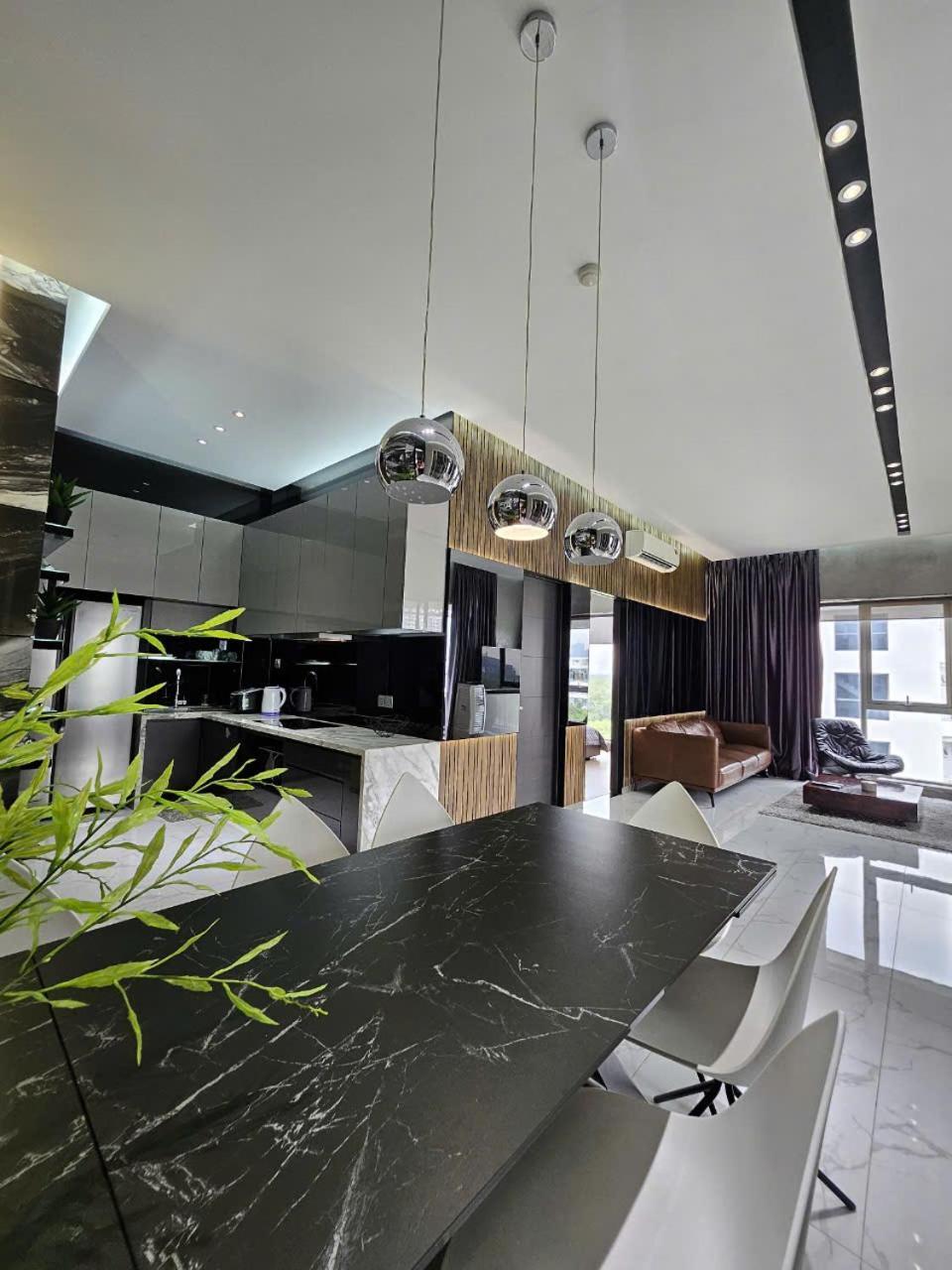 Lakeview 2, Thu Thiem - Rory's Apartment